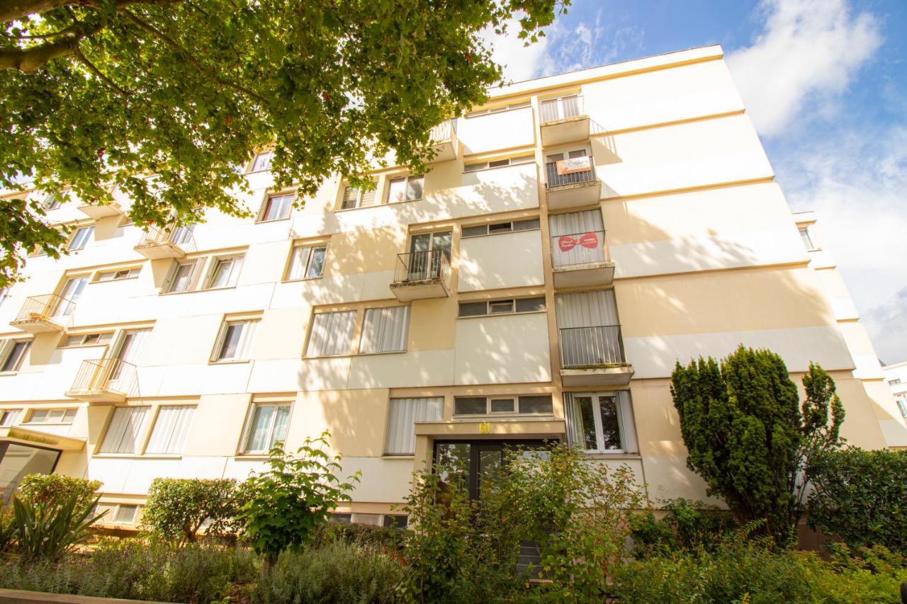 La Hearty Room Logement En Colocation Льо Плеси-Робенсон Екстериор снимка